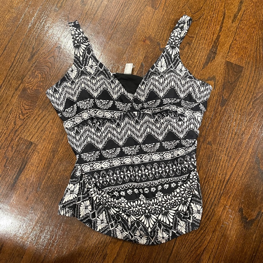 St. John’s Bay Tankini Top